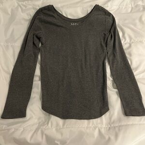 LOFT Charcoal Heather Long Sleeve Scoopneck Tee